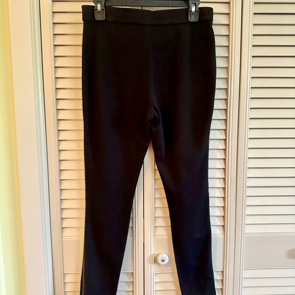 DKNY JEANS, WOMENS, BLACK KNIT PANTS WITH FAUX LEATHER SIDE STRIPES. SIZE M - Picture 5 of 9